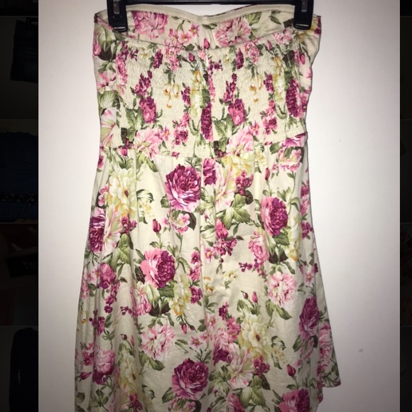 Floral summer dress - Picture 2 of 3